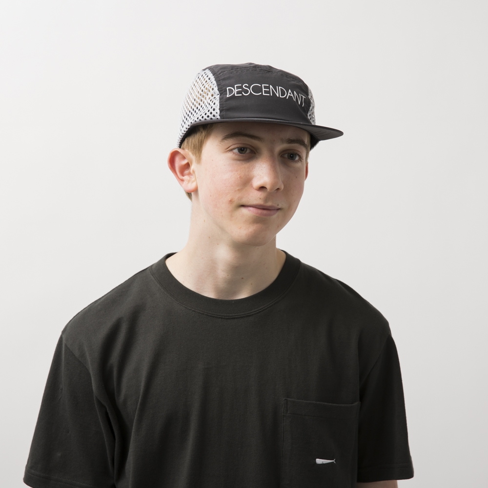 DESCENDANT / HAT